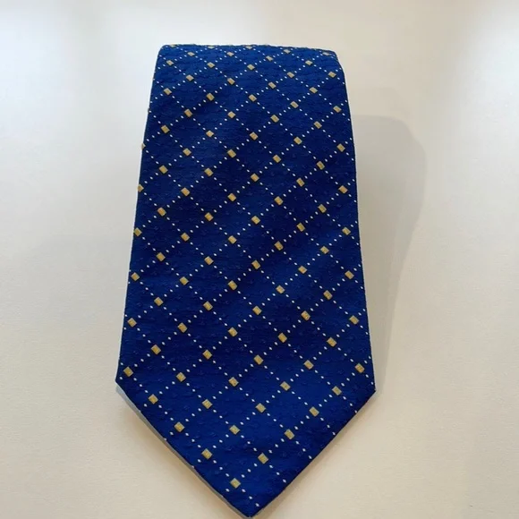 A Vous de Voir men’s silk tie in cobalt blue with diamond pattern. EUC - Picture 2 of 3